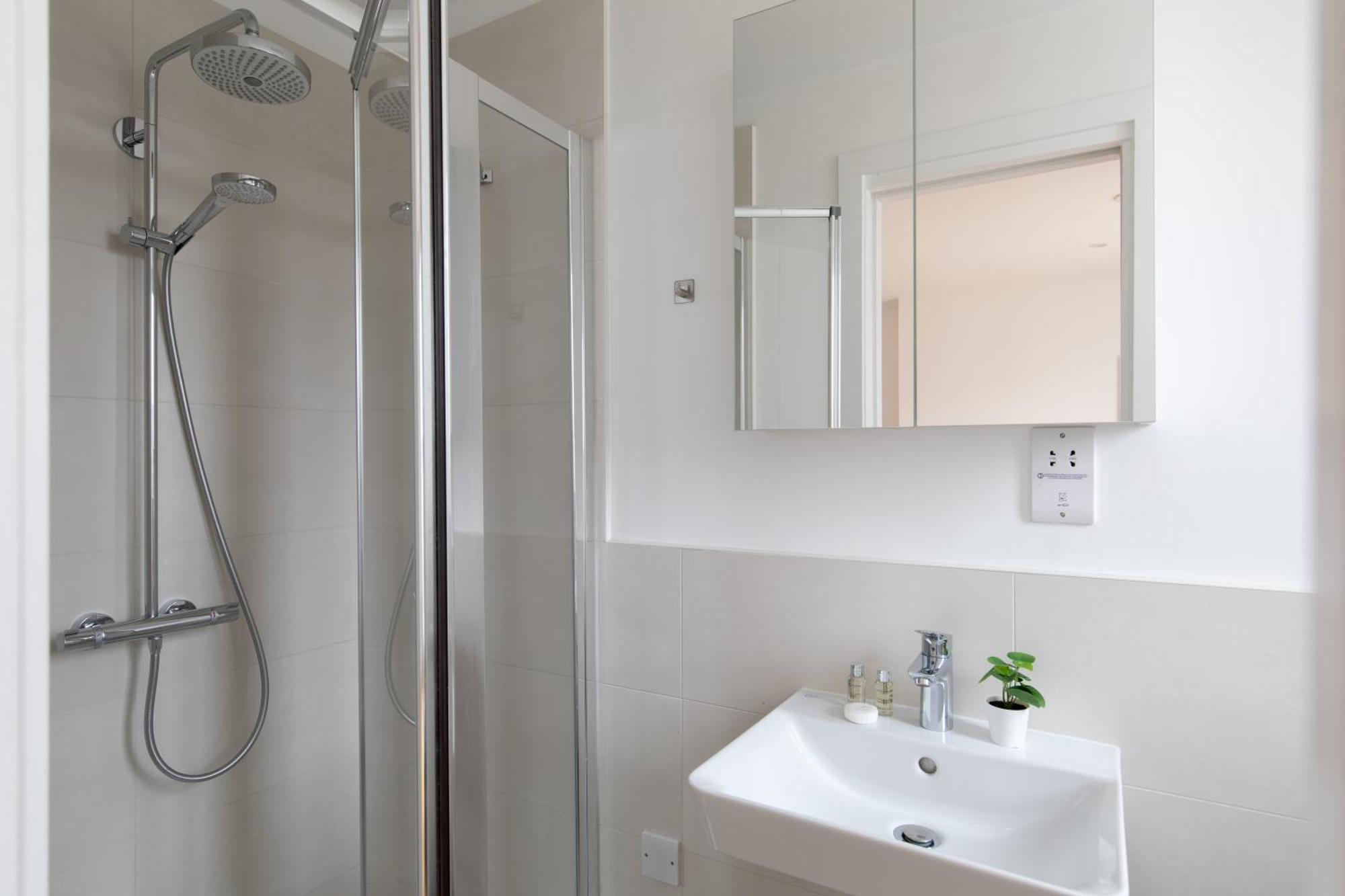Homely - Central London Prestige Apartments Camden Room photo